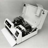 Small 1979 1980 aaz 2 scintrex zeeman atomski apsorpcijski spektrofotometar  77
